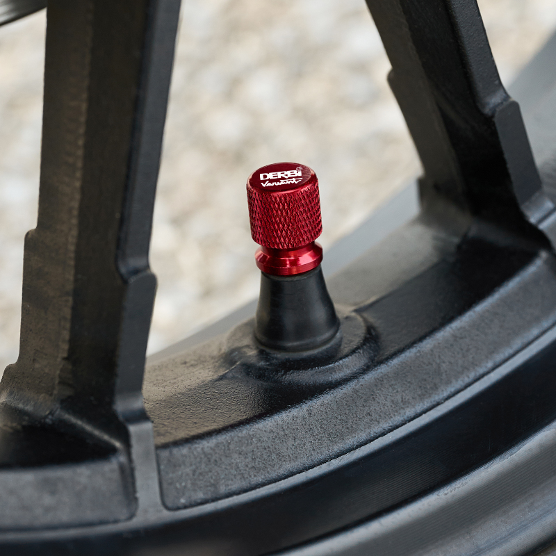 2 adet DERBI DERBI VARIANT SPO - Motorcycle Valve Cover incelemesi ve fiyatı
